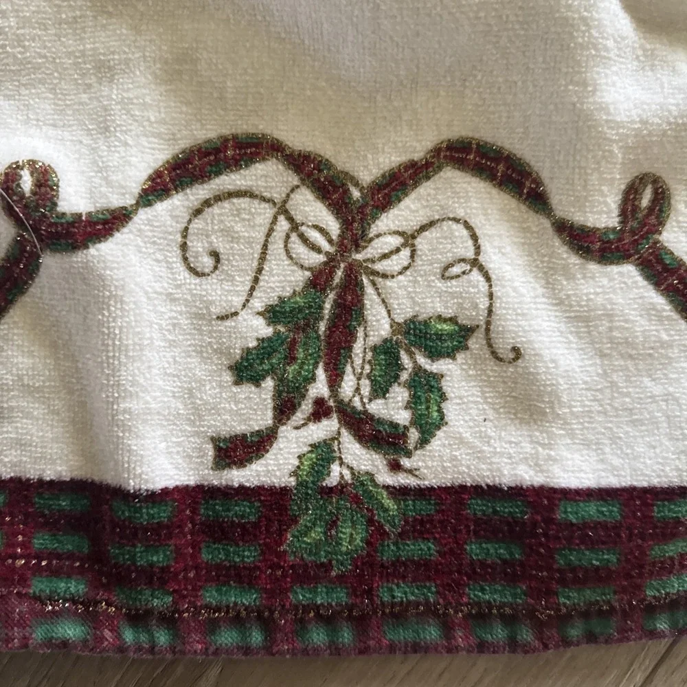 5‎ Lenox American by Design Holiday Nouveau Christmas Ribbon Bath Hand Towels